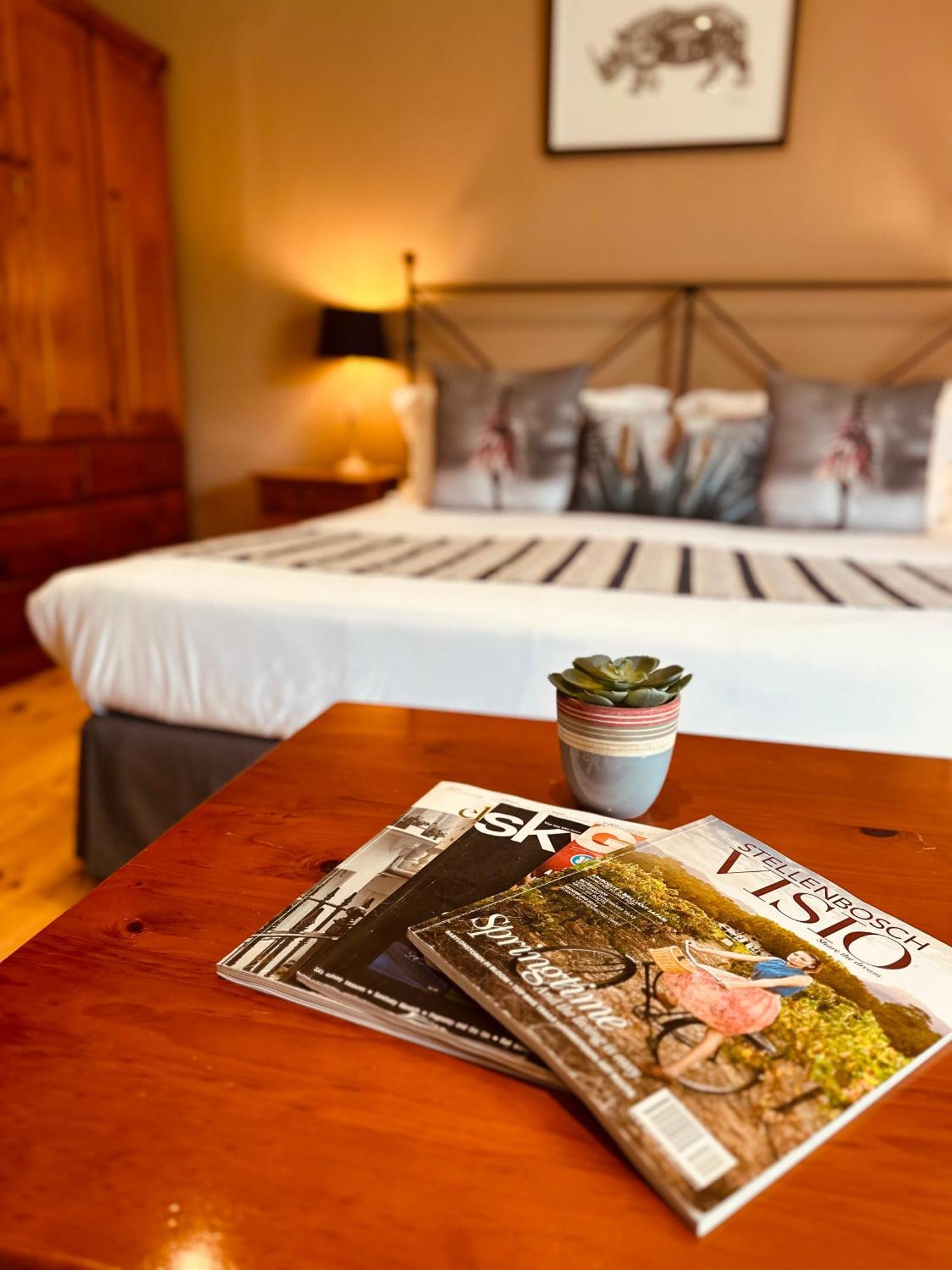 Vine Guesthouse Стелленбос Екстер'єр фото