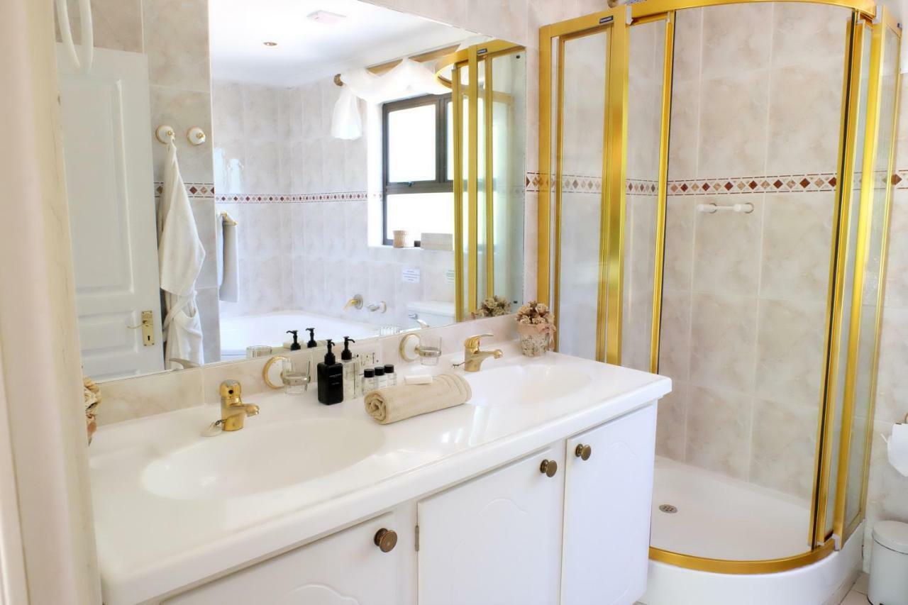 Vine Guesthouse Стелленбос Екстер'єр фото